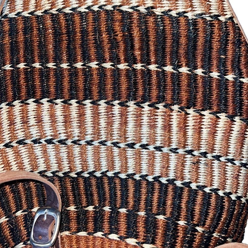 Kenya Artisan Made Sisal Giraffe Themed Colors Durable Flap Safari Backpack Bag - Picture 5 of 6